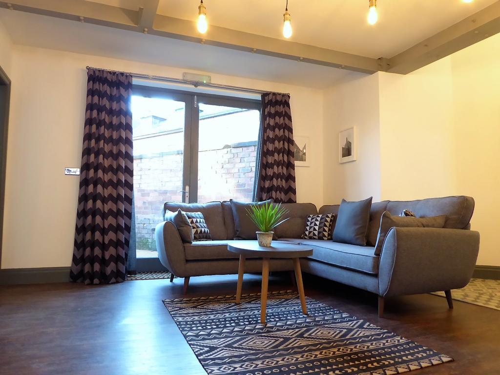 לידס Stables At The Coach House Apartments מראה חיצוני תמונה