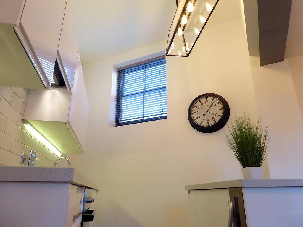 לידס Stables At The Coach House Apartments מראה חיצוני תמונה
