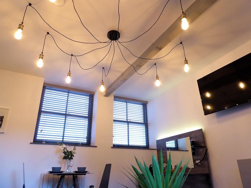 לידס Stables At The Coach House Apartments מראה חיצוני תמונה