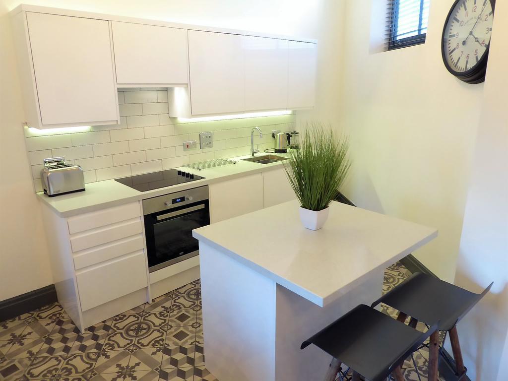 לידס Stables At The Coach House Apartments מראה חיצוני תמונה