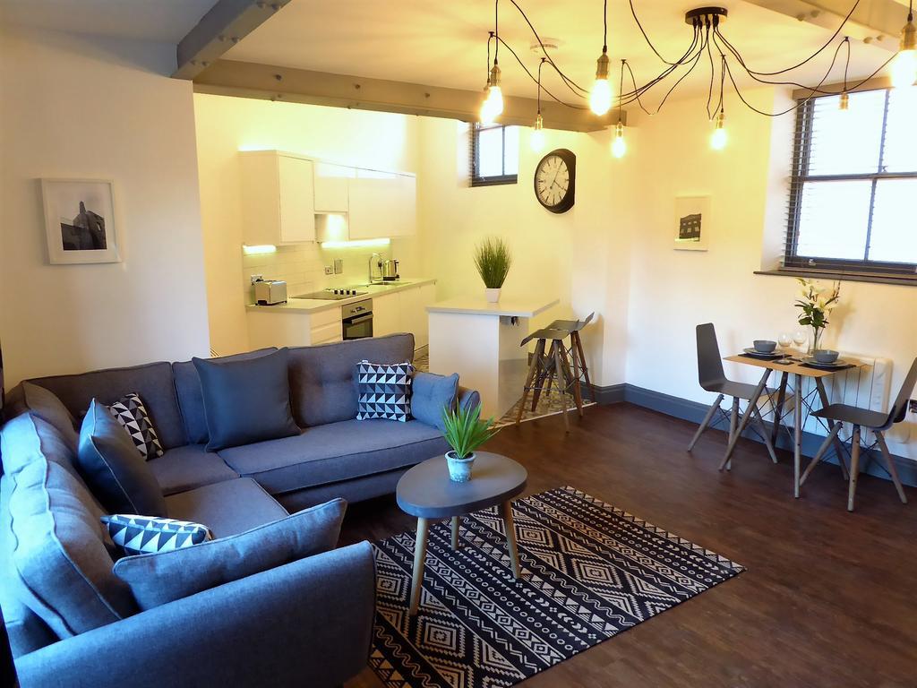 לידס Stables At The Coach House Apartments מראה חיצוני תמונה