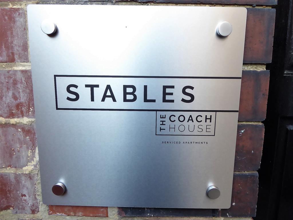 לידס Stables At The Coach House Apartments מראה חיצוני תמונה